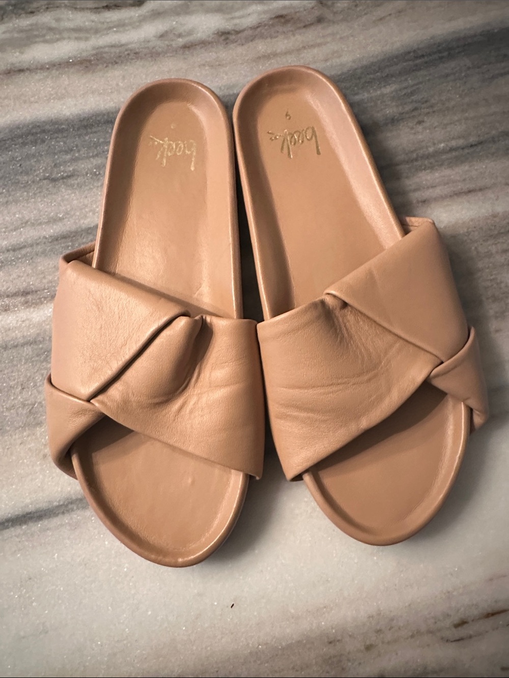 BEEK TORI SANDALS -light sand